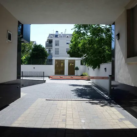 Apartment Tesla 70 With Secure Parking In The Garage *